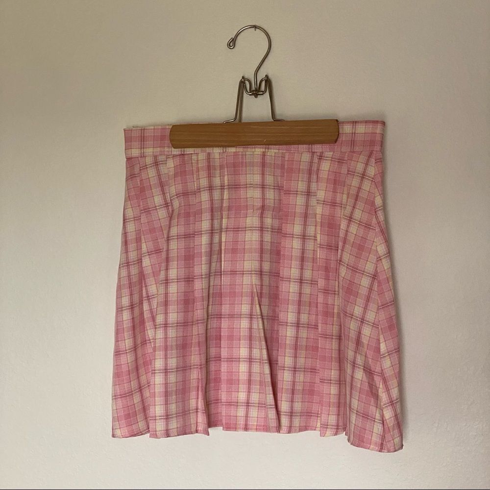 SHEIN Pleated Mini Skirt Plaid Pink Yellow Party Going Out Club - Picture 2 of 10